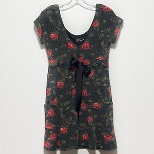 Yumi UK rose floral short-sleeved soft fit & flair Knit Dress with Bow Accent